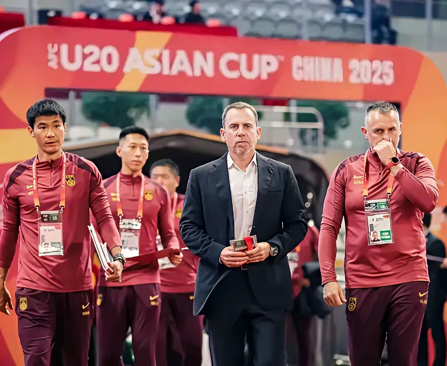 九游娱乐官方网站-皇家马德里迎德甲关键赛，集结日更衣室发声，压力陡增，球队文化再被提及的简单介绍