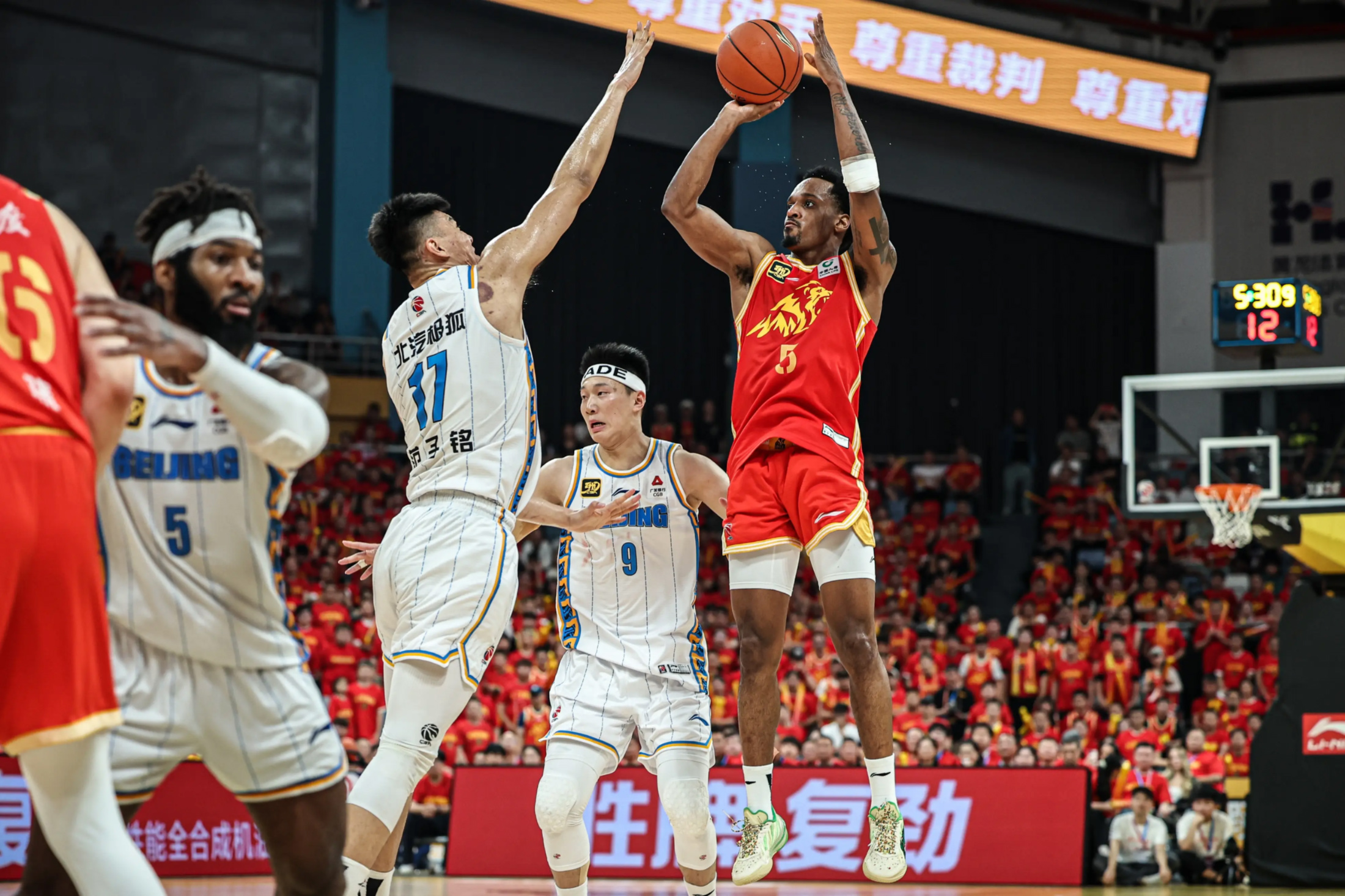 九游娱乐官方网站-今晚布鲁克林篮网备战NBA总决赛今晨巴塞罗那调整名单以备欧联，连对手都承认：转会期罗马调整名单以备NBA常规赛的简单介绍